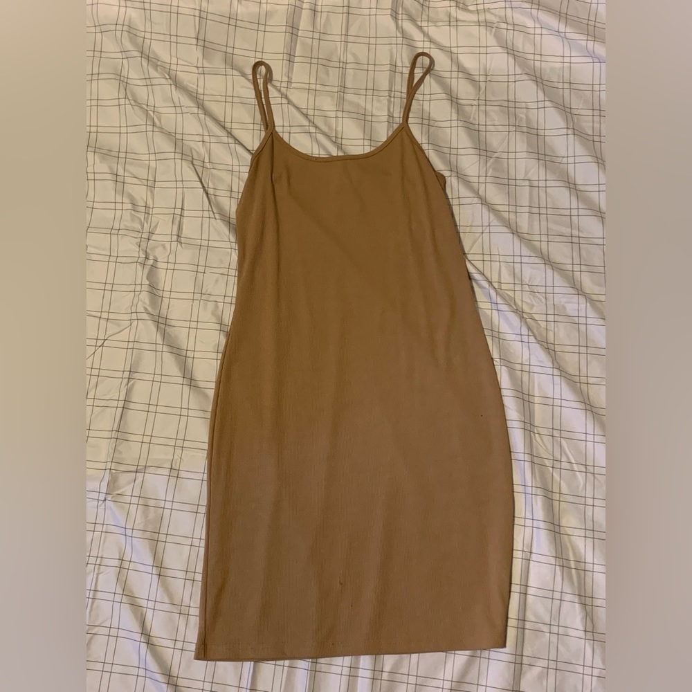 Size large brown dress never worn